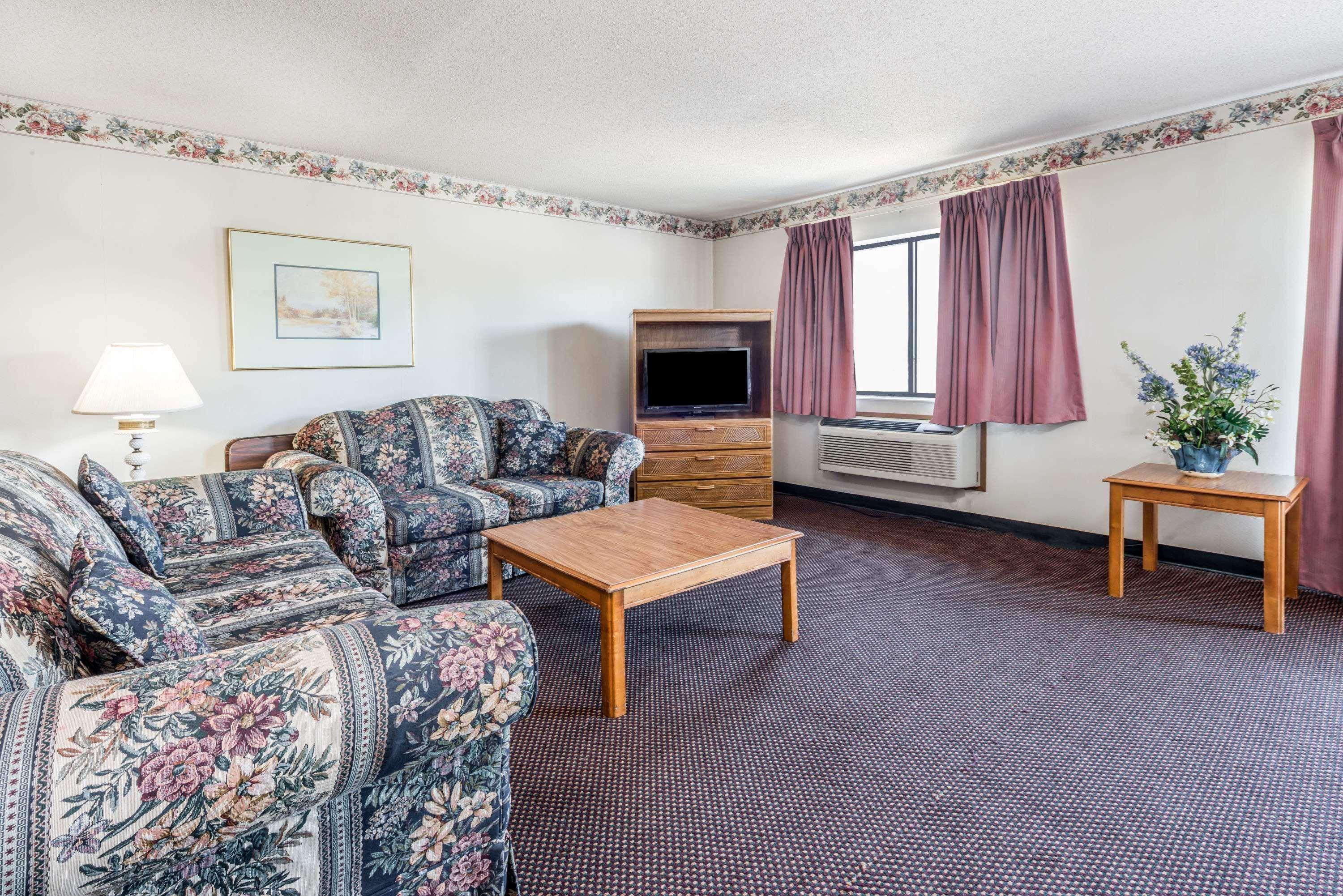 Hotel Super 8 By Wyndham Du Quoin Esterno foto