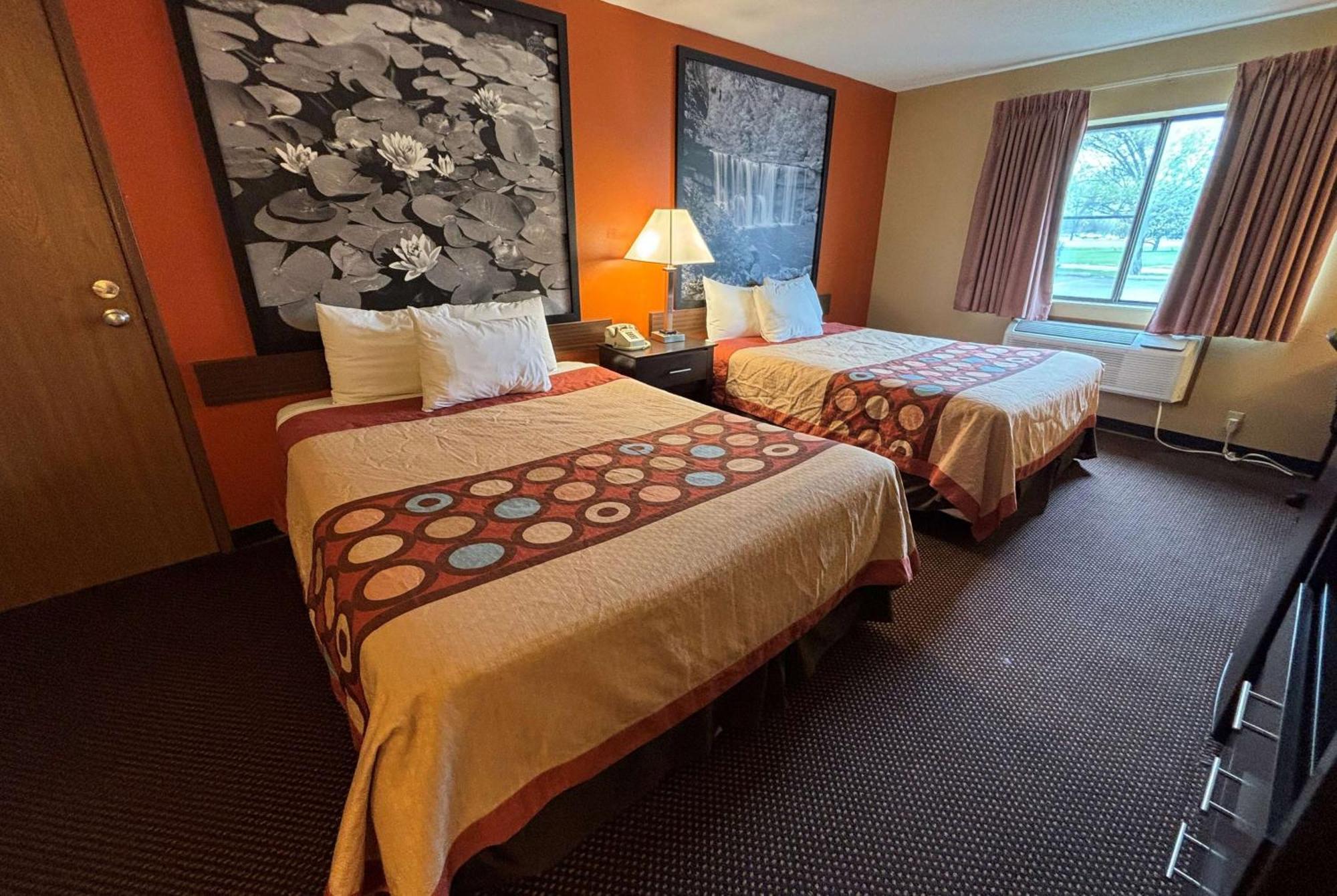 Hotel Super 8 By Wyndham Du Quoin Esterno foto